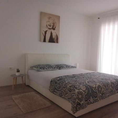 Apartmani Biba Novi Vinodolski Exterior photo