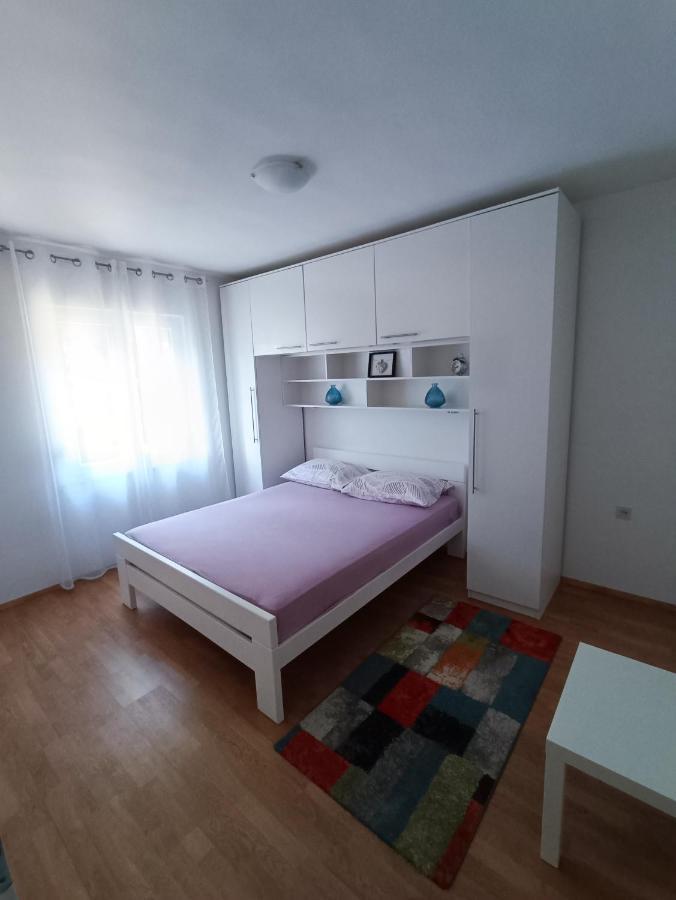 Apartmani Biba Novi Vinodolski Exterior photo